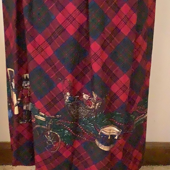 VTG Lucia Christmas Plaid skirt and vest. Beautiful Christmas scenes size 12 - Picture 15 of 16